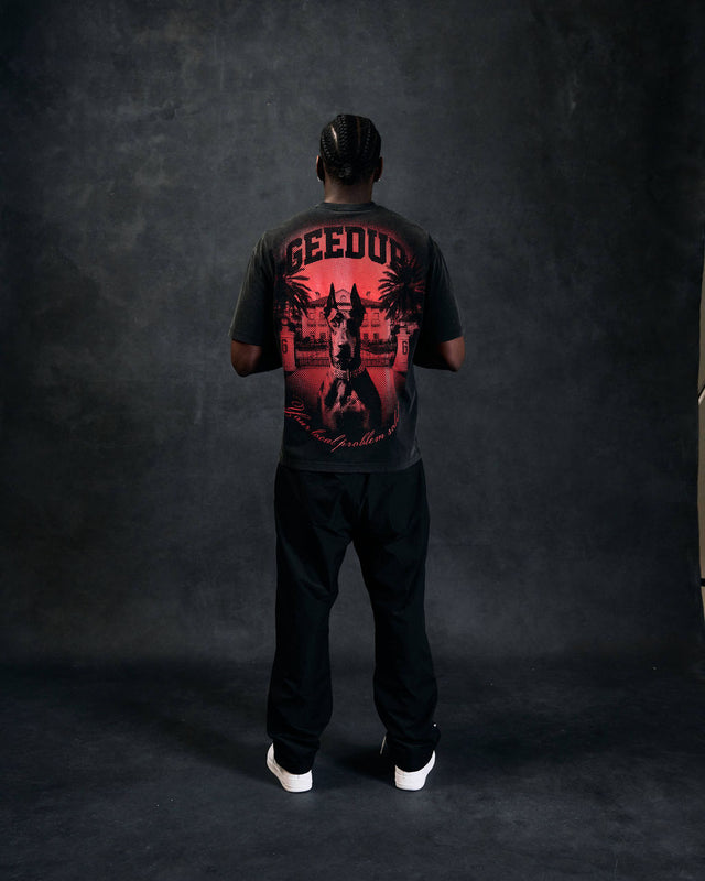 Dobermann T-shirt Washed Black/Red